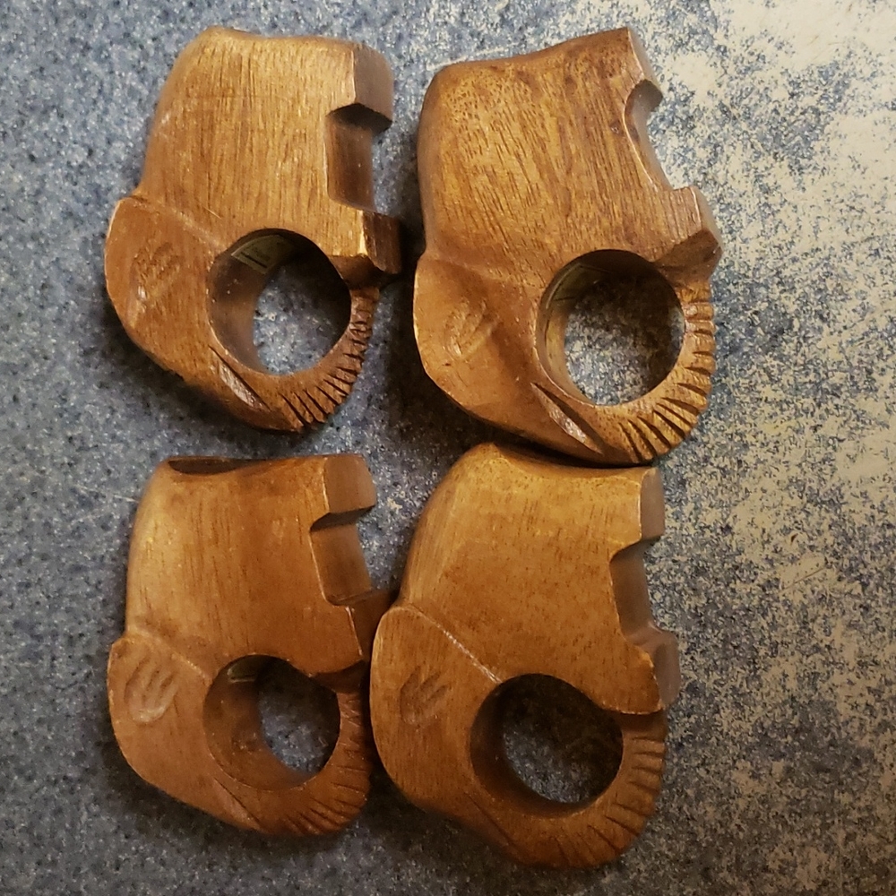 Set of 4 elephant wood carved napkin rings primitive carving